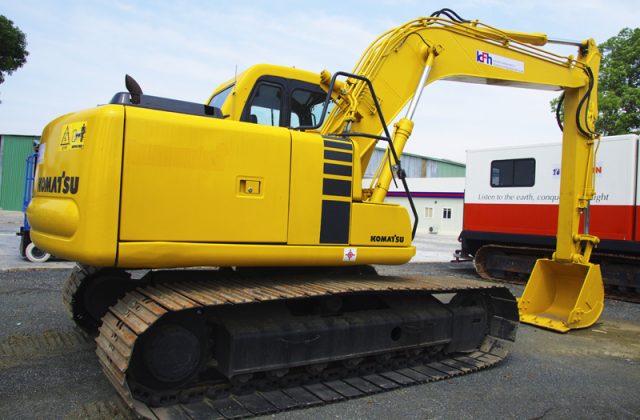 may-xuc-banh-xich-komatsu-pc120